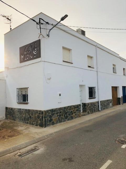 Hotel Cal Music El Poble Nou del Delta Exterior foto